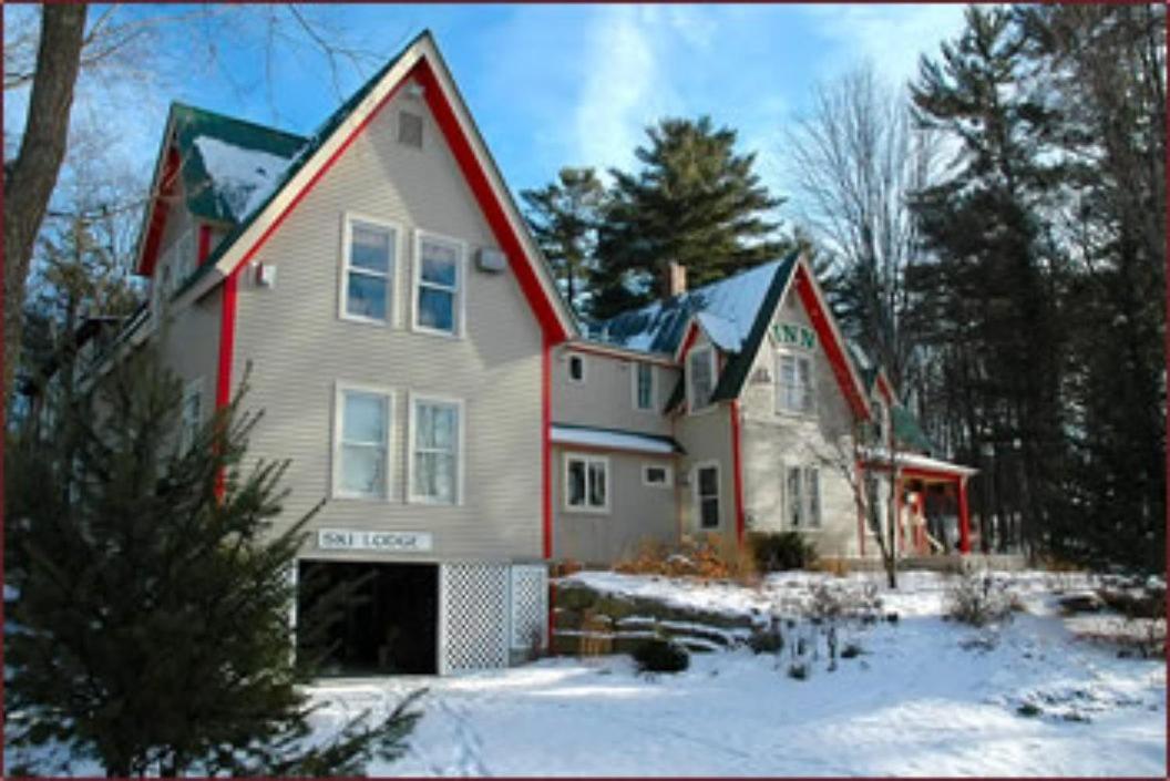 Red Elephant Inn Bed And Breakfast Норт-Конвей Экстерьер фото